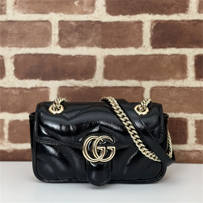 G*u*i gg marmont small  shoulder bag patent leather black 446744