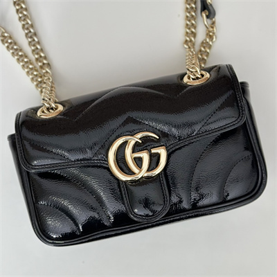 G*u*i gg marmont small  shoulder bag patent leather black 446744