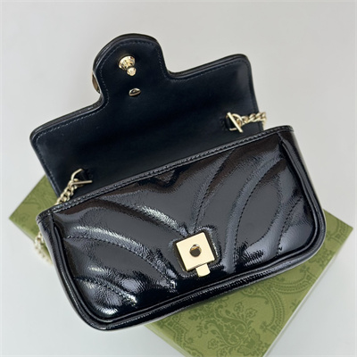 G*u*i gg marmont  mini bag patent leather black 476433