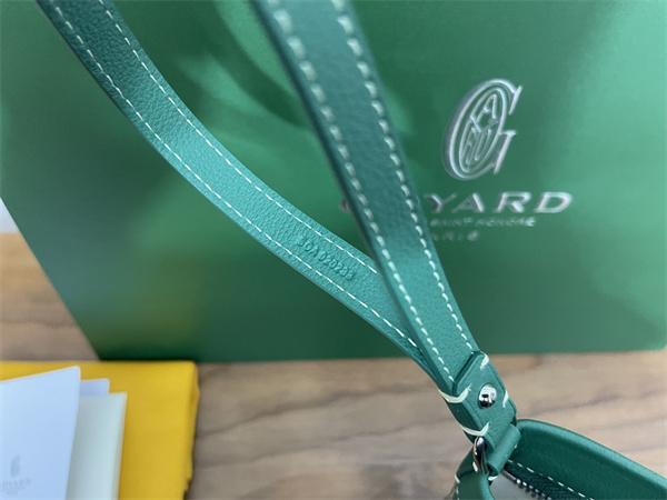 conti pouch Go*ardine canvas&chevroches calfskin green