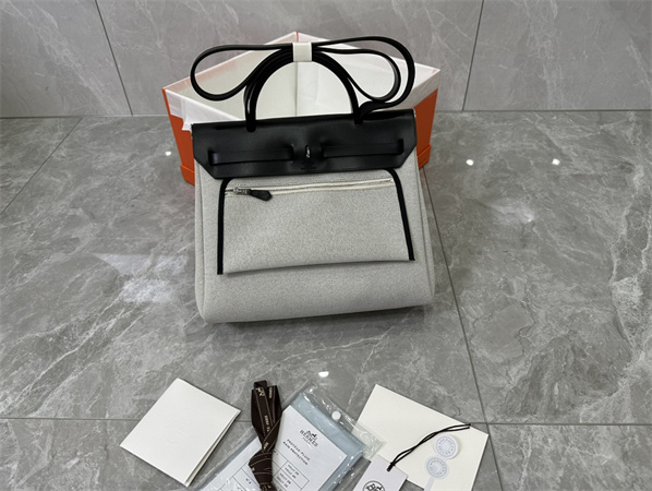 Her.mes Herbag 31 Canvas and Calfskin With Printing