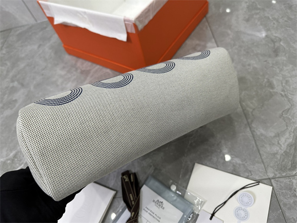 Her.mes Herbag 31 Canvas and Calfskin With Printing