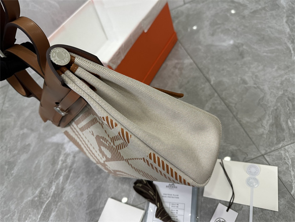 Her.mes Herbag 31 Canvas and Calfskin With Printing