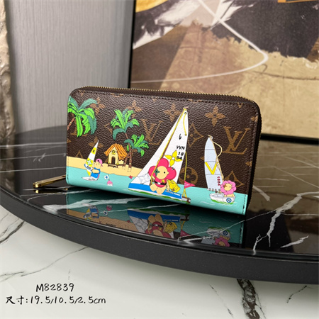 L.V Zippy Wallet Vivienne Holidays Monogram Canvas M82839