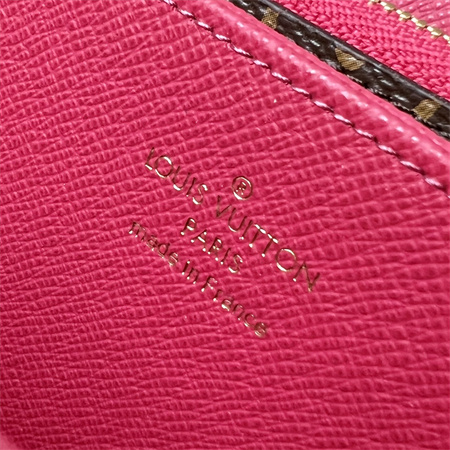 L.V Zippy Wallet Vivienne Holidays Monogram Canvas M82839