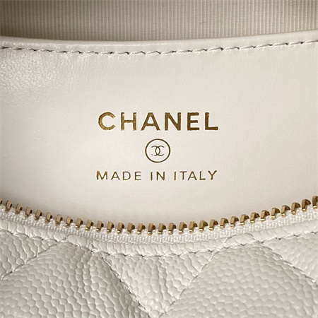 Cha.nel Pouch Grained Calfskin Gold Tone Metal White AP3943