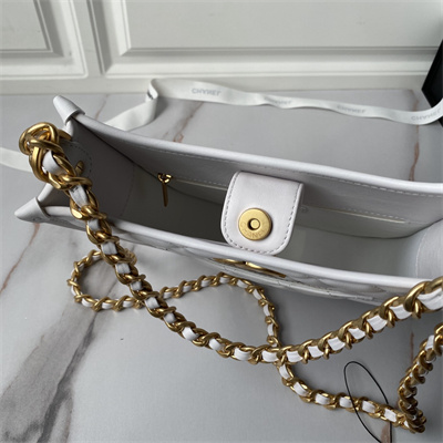 Ch*el hobo chain shoulder bag calfskin gold tone metal white as4532