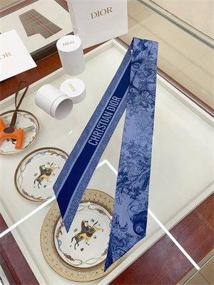 D*or twilly 100% silk 31949