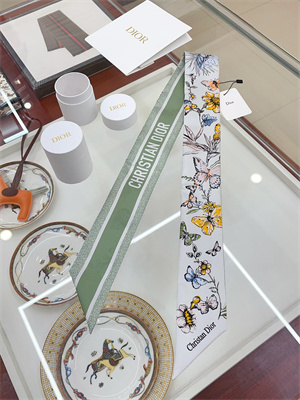 D*or twilly 100% silk 31950