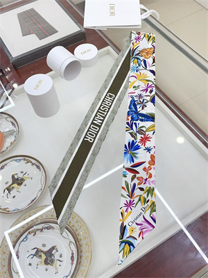 D*or twilly 100% silk 31954