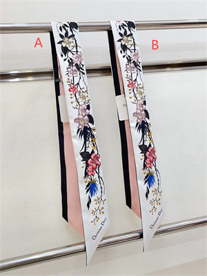 D*or twilly 100% silk 31956