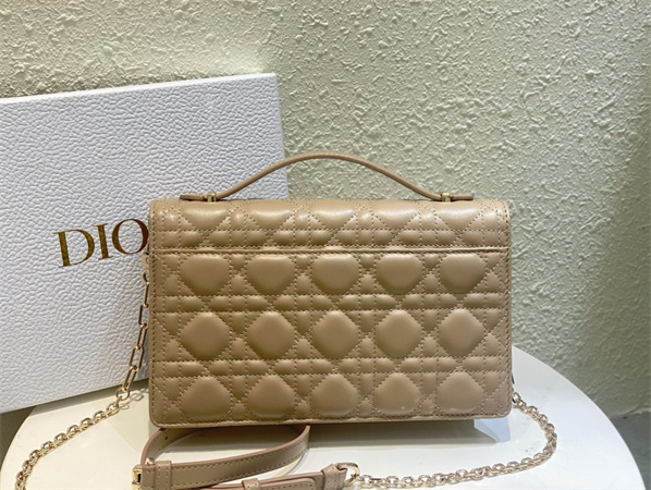 cd miss D*or top handle bag cannage lambskin biscuit