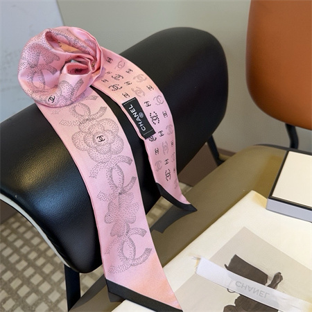 Ch*el twilly 100% silk 32003