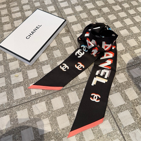 Ch*el twilly 100% silk 32009