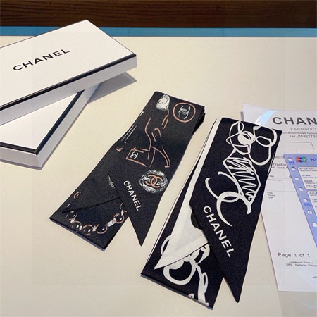 Ch*el twilly 100% silk 32014