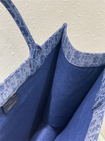 cd medium book tote blue denim D*or  oblique jacquard