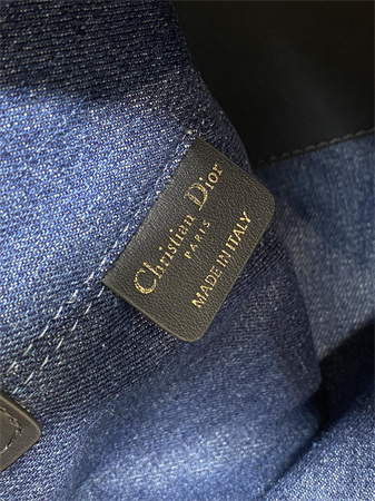 cd medium D*or toujours bag blue denim D*or oblique jacquard