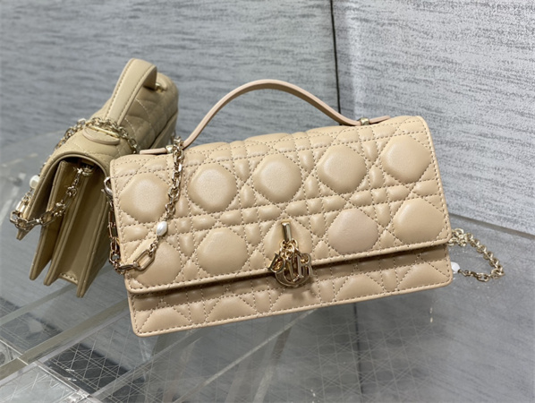 cd miss D*or mini top handle bag cannage lambskin