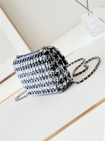 Ch*el evening bag sequins & silver-tone metal black and white as4297