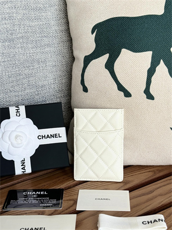 Ch*el card holder grained calfskin/lambskin ap0223