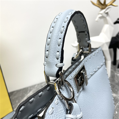 Fen.di Peekaboo ISeeU Small Cuoio Romano leatherSelleria bag with 556 hand-sewn topstitches