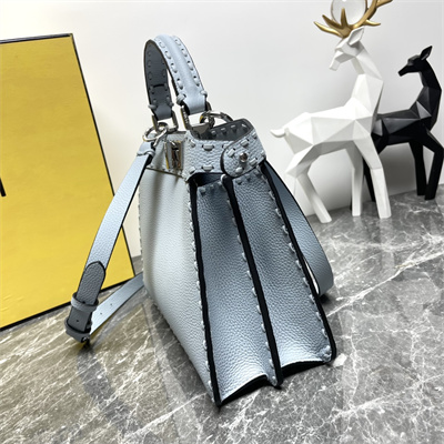 Fen.di Peekaboo ISeeU Small Cuoio Romano leatherSelleria bag with 556 hand-sewn topstitches