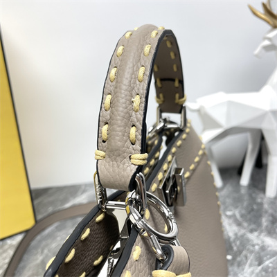 Fen.di Peekaboo ISeeU Small Cuoio Romano leatherSelleria bag with 556 hand-sewn topstitches