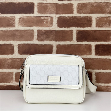 g*u*i small gg crossbody bag with tag white leather and white gg S*p*e canvas 795464
