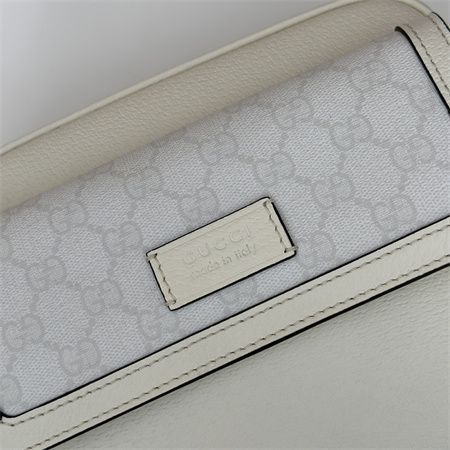 g*u*i small gg crossbody bag with tag white leather and white gg S*p*e canvas 795464