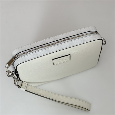 g*u*i small gg crossbody bag with tag white leather and white gg S*p*e canvas 795465