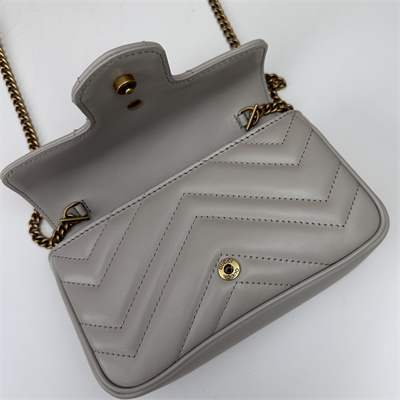 G*u*i gg marmont  mini bag grey 476433