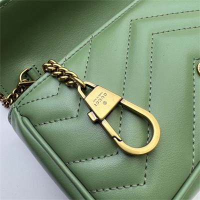 G*u*i gg marmont  mini bag green 476433