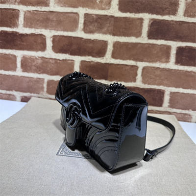 Gu.cci GG Marmont  Small  Shoulder Bag Black Patent 446744