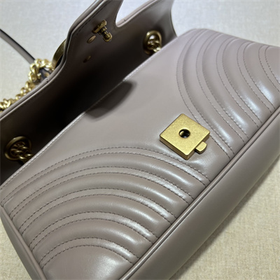 Gu.cci GG Marmont Medium Shoulder Bag 443497