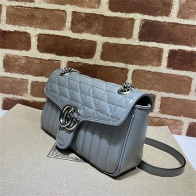 Gu.cci GG Marmont Medium Shoulder Bag Grey 443497