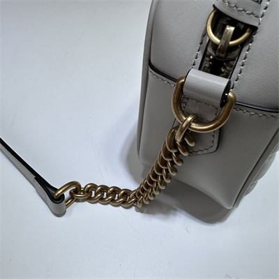 Gu.cci GG Marmont Small Shoulder Bag Grey 447632