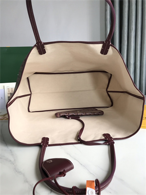 Go*ard saint l0*is gm bag in Go*ardine canvas & chevroches calfskin