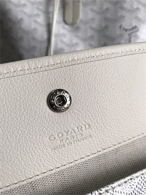 Go*ard saint l0*is pm bag in Go*ardine canvas & chevroches calfskin