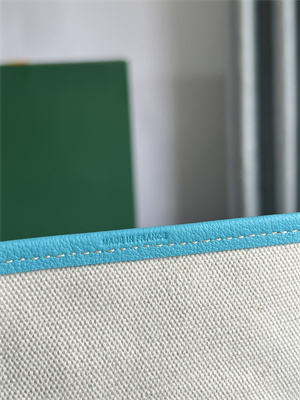 Go*ard saint l0*is pm bag in Go*ardine canvas & chevroches calfskin