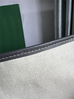 Go*ard saint l0*is pm bag in Go*ardine canvas & chevroches calfskin