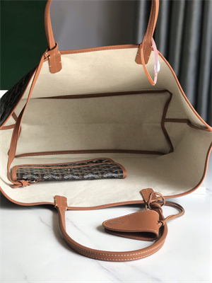 Go*ard saint l0*is pm bag in Go*ardine canvas & chevroches calfskin