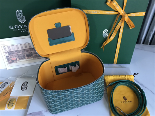 Go*ard muse vanity case in Go*ardine canvas & cervon calfskin