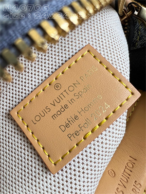 L.V Chess Messenger Damier Denim 3D cotton canvas Blue M40706