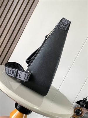 l0ew* anton sling bag in S*pple smooth calf and jacquard