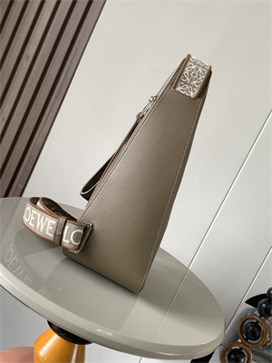 l0ew* anton sling bag in S*pple smooth calf and jacquard