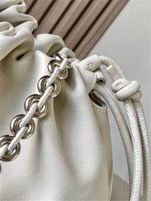 L0ew* medium flamenco purse in  mellow nappa lambskin