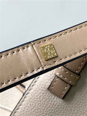 Mini Hammock drawstring in Soft Grained calfskin