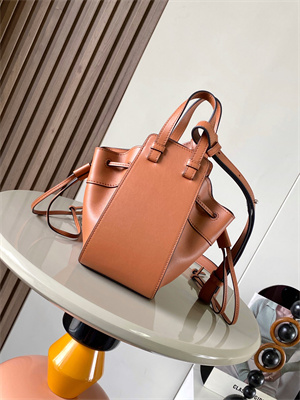 Mini Hammock drawstring in classic calfskin