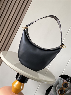 L0ew* luna bag in satin calfskin
