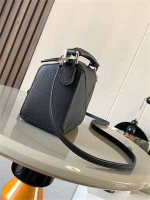L0ew* mini puzzle bag in soft grained calfskin black